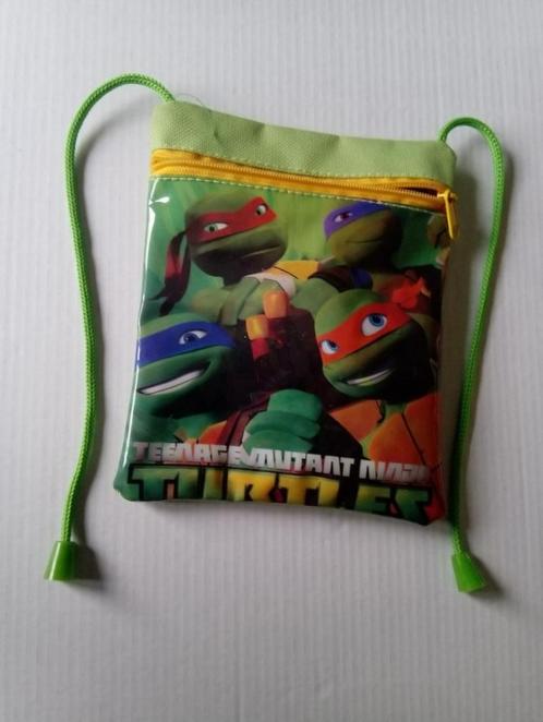 🐢Teenage Mutant Ninja Turtle zakje portefeuille hangertje🐢, Verzamelen, Film en Tv, Zo goed als nieuw, Tv, Gebruiksvoorwerp