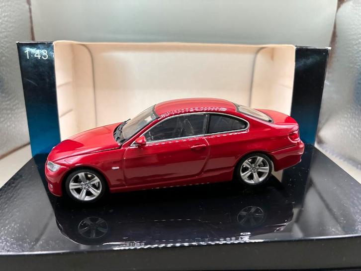 BMW Série 3 Série 3 Coupé (Type E92) 2008 - AUTOArt, Hobby & Loisirs créatifs, Voitures miniatures | 1:43, Neuf, Voiture, Autres marques