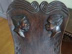 Afrikaanse stoelen, Ophalen