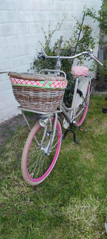 Damesfiets Lief! Cortina, Fietsen en Brommers, Ophalen, Zo goed als nieuw, Versnellingen