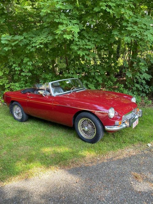 MGB met overdrive, servostuur en servoremmen incl. hardtop, Autos, MG, Particulier, B, Interruption de démarrage, Essence, Cabriolet