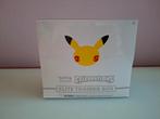 Pokémon Celebrations elite trainer box sealed., Ophalen of Verzenden, Zo goed als nieuw