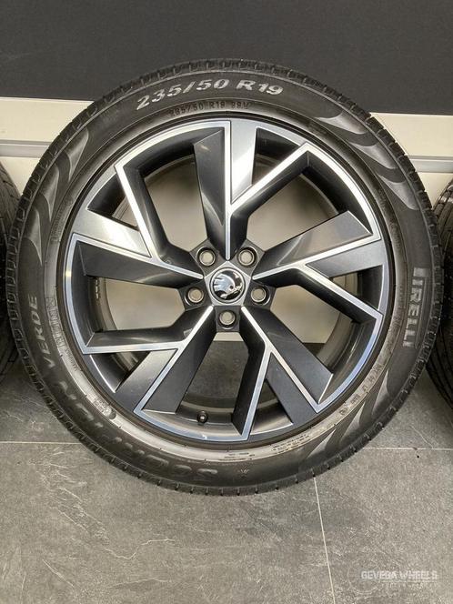 19” originele Skoda Kodiaq ‘Triglav’ velgen + banden 5x112, Auto-onderdelen, Banden en Velgen, Banden en Velgen, Zomerbanden, 19 inch