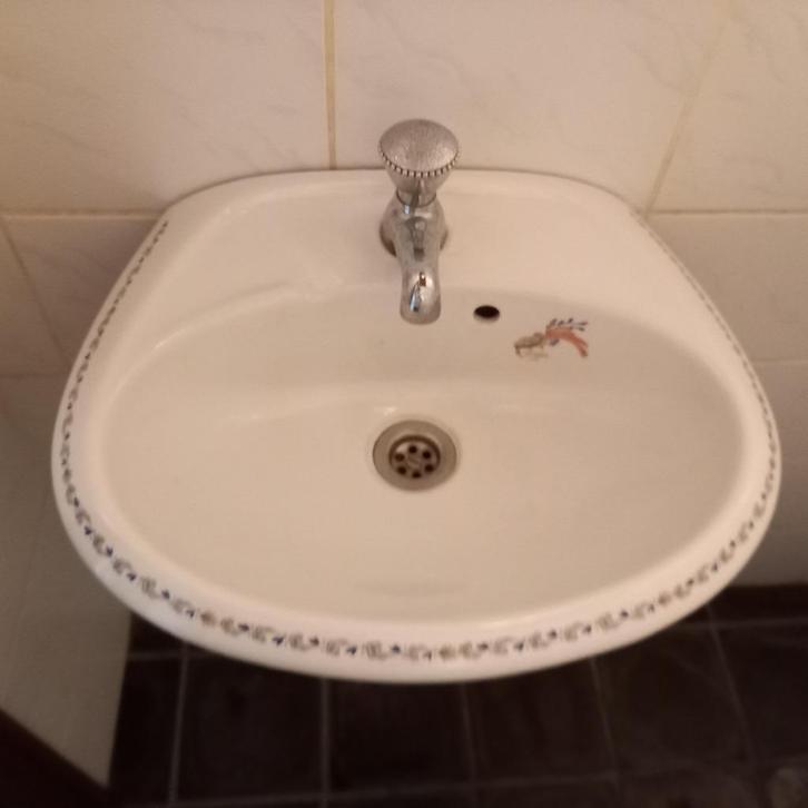 LAVABO Franse stijl met ovale spiegel en wc-papier houder, Doe-het-zelf en Bouw, Sanitair, Chroom, Ophalen