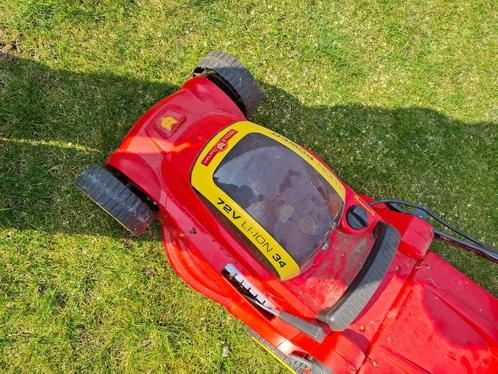 GRASMACHINE, Tuin en Terras, Overige Tuin en Terras, Gebruikt, Ophalen