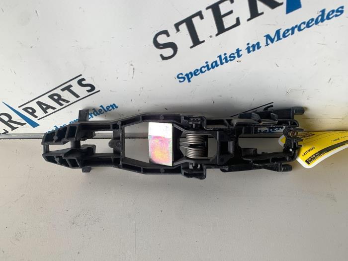 Handgreep van een Mercedes C-Klasse, Auto-onderdelen, Interieur en Bekleding, Mercedes-Benz, Gebruikt, 3 maanden garantie, Ophalen of Verzenden