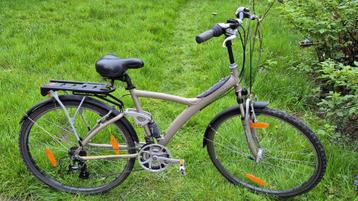 Nieuwe staat fiets x 28 inch voor grooi 1.m60 tot 1.m 80 beschikbaar voor biedingen