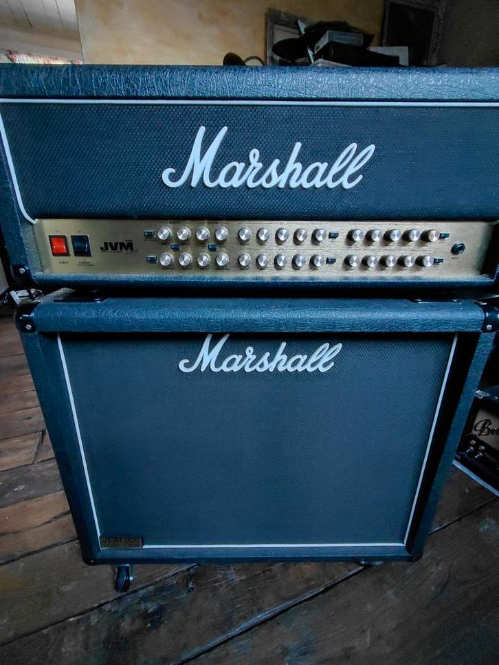 Marshall JVM 410 head en Marshall 2x12 cabinet, Musique & Instruments, Amplis | Basse & Guitare, Enlèvement