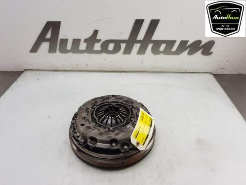 VLIEGWIEL DUBBELE MASSA Opel Corsa E (01-2014/06-2019), Auto-onderdelen, Motor en Toebehoren, Opel, Gebruikt