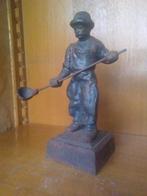 Ancienne statue fondeur 'acier, Enlèvement ou Envoi, Cuivre