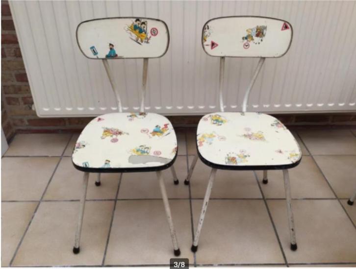 Kindertafeltje met vier stoeltjes, Kinderen en Baby's, Kinderkamer | Tafels en Stoelen, Gebruikt, Tafel(s) en Stoel(en), Ophalen of Verzenden