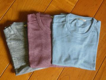 Pakket met 3 nieuwe T-shirts - maat L - blauw/bordeaux/grijs beschikbaar voor biedingen