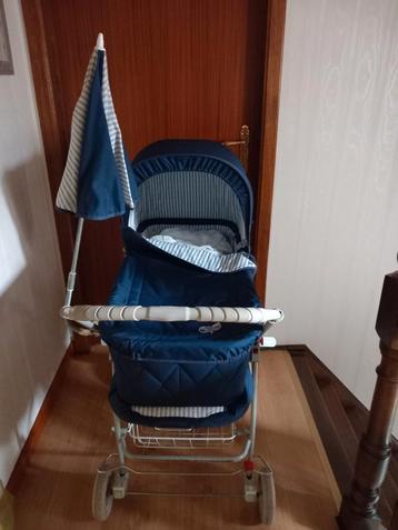 Kinderwagen met toebehoren beschikbaar voor biedingen
