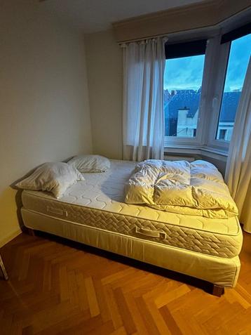 Lit sommier et matelas