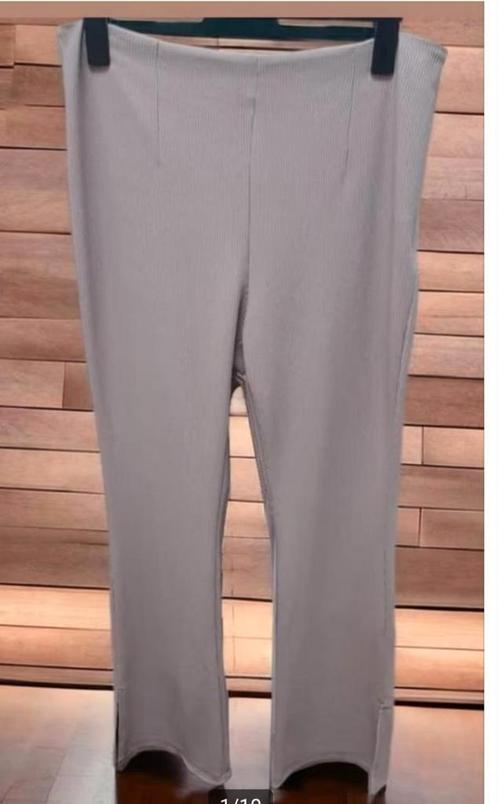 ✨️ Crème kleurige stretch broek Primark– maat 44 – topstaat✨, Kleding | Dames, Broeken en Pantalons, Zo goed als nieuw, Maat 42/44 (L)