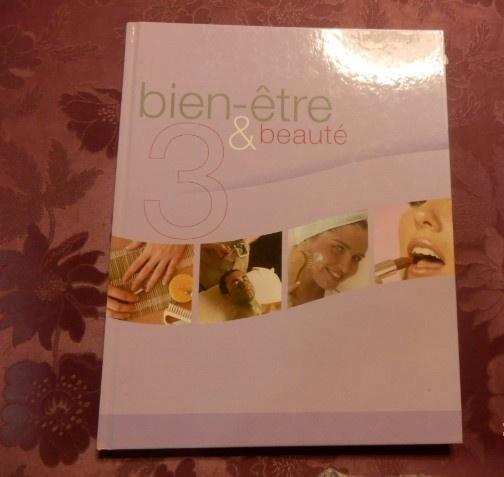 (42) -bien - etre et beauté -, Livres, Loisirs & Temps libre, Comme neuf, Autres sujets/thèmes, Enlèvement ou Envoi