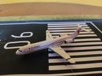 Air Niugini Fokker 100 Herpa Wings 1/500, Comme neuf, Autres marques, 1:200 ou moins, Enlèvement