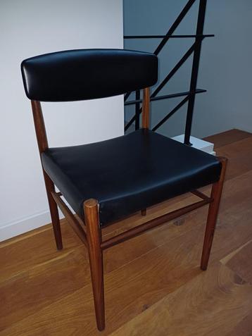 Stoelen beschikbaar voor biedingen