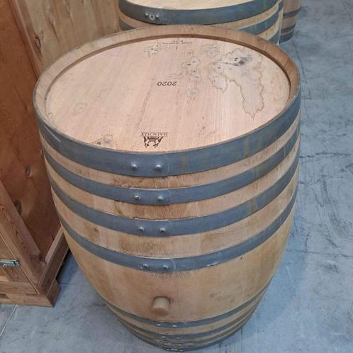 Origineel eiken wijnvat 500 liter, Tuin en Terras, Regentonnen, Zo goed als nieuw, Hout, 150 liter of meer, Ophalen of Verzenden