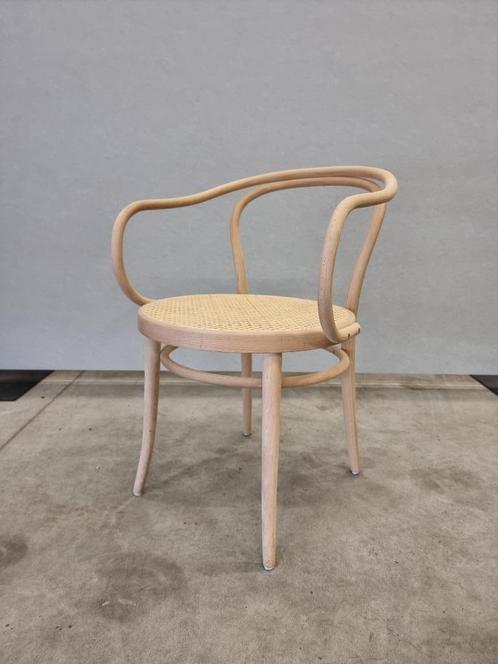 TON No 30 Eettafelstoel Rotan/Natural, Antiek en Kunst, Kunst | Designobjecten, Ophalen