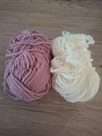 2 bollen acryl, Hobby en Vrije tijd, Breien en Haken, Ophalen