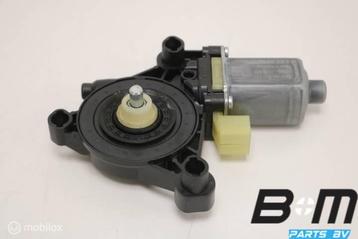 Raammotor rechtsvoor Audi A3 8V 5Q0959801B beschikbaar voor biedingen