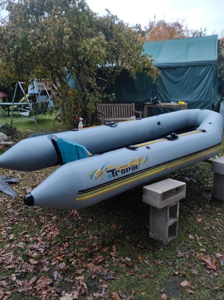 Boot + trailer 4m, Watersport en Boten, Rubberboten, Gebruikt, Overige merken, Hout, Minder dan 70 pk, Elektrisch, Ophalen of Verzenden