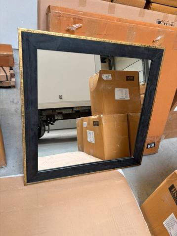 Nieuwe vierkante spiegel HSM collectie 90x90cm beschikbaar voor biedingen