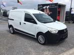 dacia dokker 16i benzine 115pk 2017 86000km 8450e alles in, Auto's, Bestelwagens en Lichte vracht, Stof, 4 cilinders, Elektrische ramen