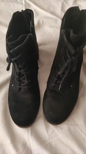 Black boots in nubuck with zipper, size: 37