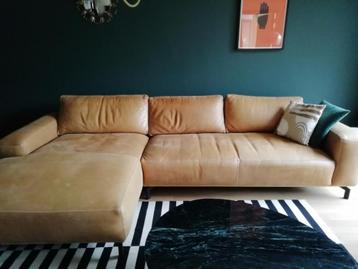 Prachtige leren zetel, cognac-kleur beschikbaar voor biedingen