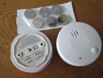 Détecteur électronique de fumée., Enlèvement, Comme neuf