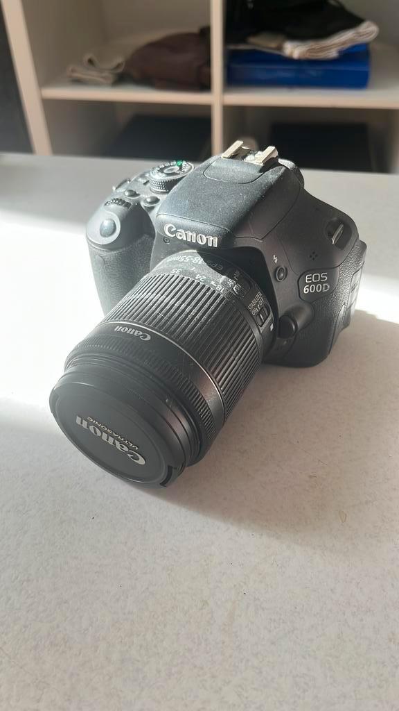 Canon 600D, Audio, Tv en Foto, Fotocamera's Digitaal, Zo goed als nieuw, Canon, Ophalen