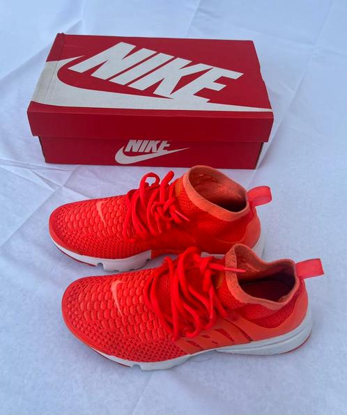 Nike Air Presto Flyknit – Rood – Maat 39 – Met doos, Sport en Fitness, Voetbal, Zo goed als nieuw, Ophalen of Verzenden