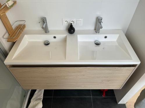Meuble double vasque avec robinets, Maison & Meubles, Salle de bain | Meubles de Salle de bain, Comme neuf, Meuble lavabo, Moins de 100 cm