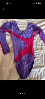 14 jaar oud gymshirt, Sport en Fitness, Turnen, Paars, Ophalen of Verzenden, Zo goed als nieuw, Turnpak(je)