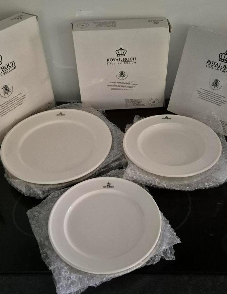 Royal Boch borden en schotels nieuw in de doos, Huis en Inrichting, Keuken | Servies, Nieuw, Bord(en), Ophalen