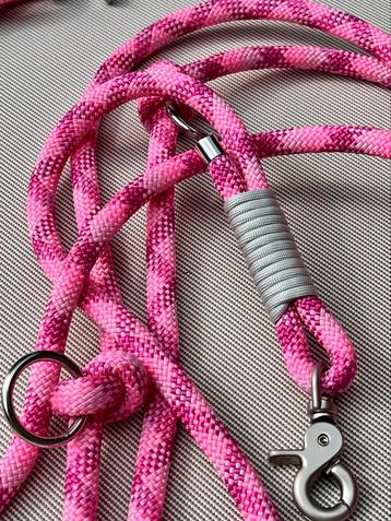 Verstelbare paracord-riem • max. 2m70 beschikbaar voor biedingen