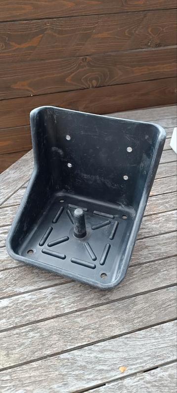 Houder voor zoutblok. 2 stuks. Niet gebruikt! beschikbaar voor biedingen