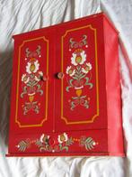 Antieke houten poppenkast, Ophalen of Verzenden, Gebruikt, Pop
