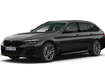 BMW SERIE 5 530 e xDrive Touring M Sport / H-K / TRKHK /CAM  beschikbaar voor biedingen