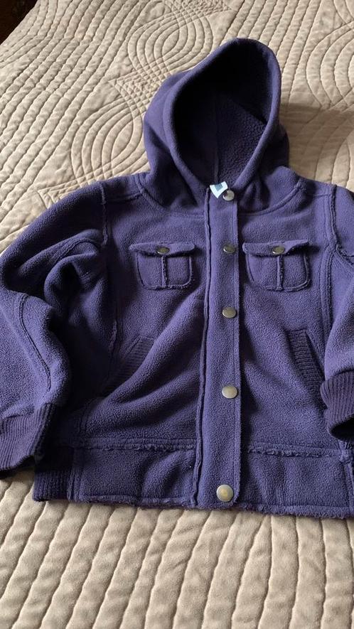 Veste / gros pull mauve taille 6 ans, Enfants & Bébés, Vêtements enfant | Taille 116, Comme neuf, Fille, Pull ou Veste