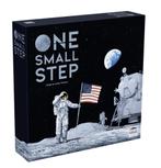 Spel - One Small Step - ENG - Kickstarter, Ophalen of Verzenden, Zo goed als nieuw