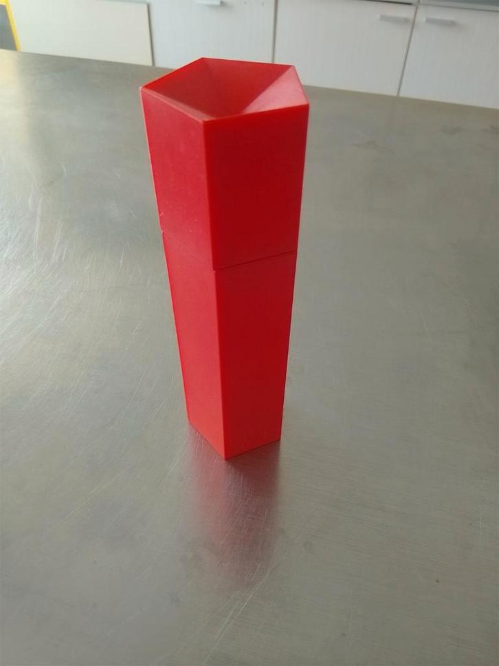 Hay Ori peper- of zoutmolen design, Huis en Inrichting, Keuken | Keukenbenodigdheden, Zo goed als nieuw, Ophalen