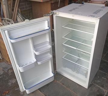 inbouw koelkast Bosch ZONDER vriesvak ijskast frigo € 99,- beschikbaar voor biedingen