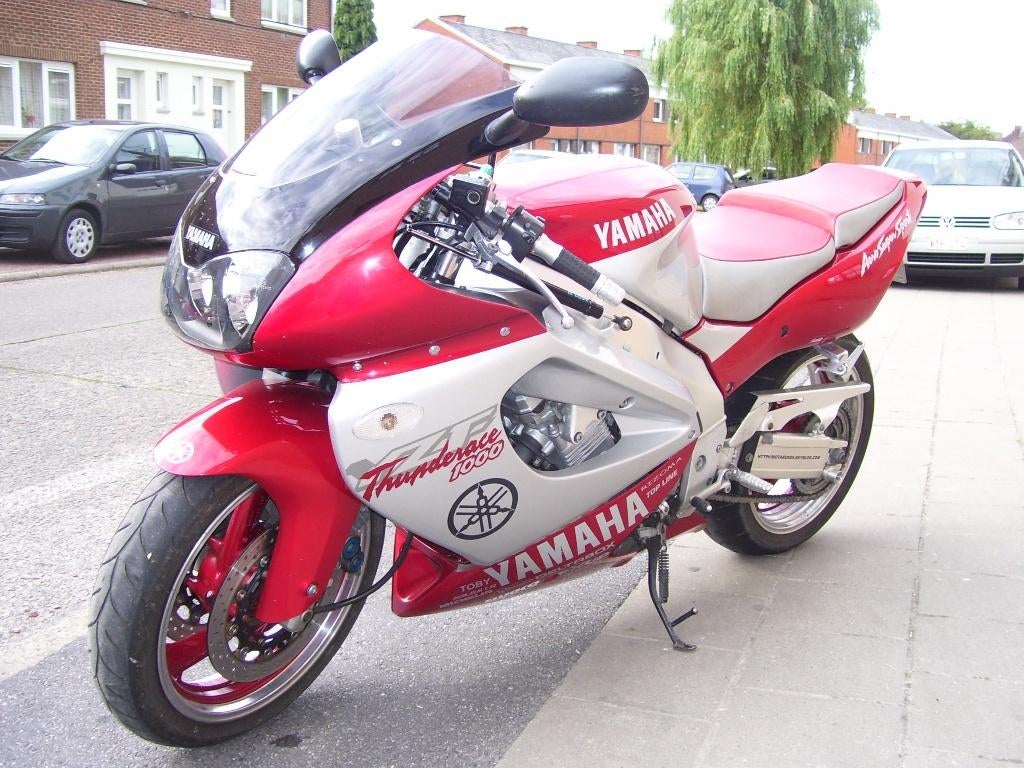 Yamaha thunder ace, Permis Moto A, Plus de 35 kW, 4 cylindres, 1000 cm³