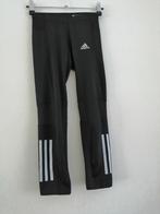 zwarte sportbroek  Adidas  maat 7/8 jaar, Adidas, Gebruikt, Jongen of Meisje, Sport- of Zwemkleding