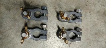 Set Batterijklemmen van lood.  beschikbaar voor biedingen