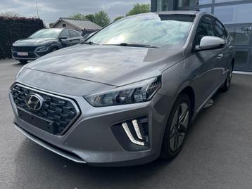 Hyundai Ioniq 1.6 Hybride DCT7 Shine Wagen in top conditie!, Auto's, Hyundai, Beige, Leder, Bedrijf, 5 deurs