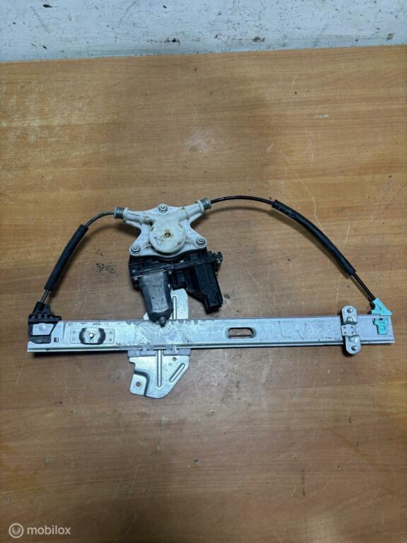 Raammechanisme linksvoor met motor elektrisch Kia Rio 10-20, Auto-onderdelen, Ruiten en Toebehoren, Kia, Gebruikt, Ophalen of Verzenden